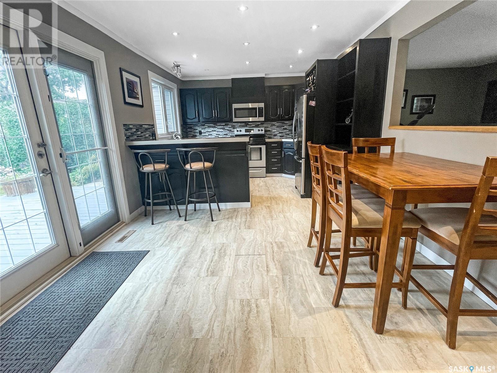 Single Family House for Sale in  Macdonald CRESCENT Swift Current 