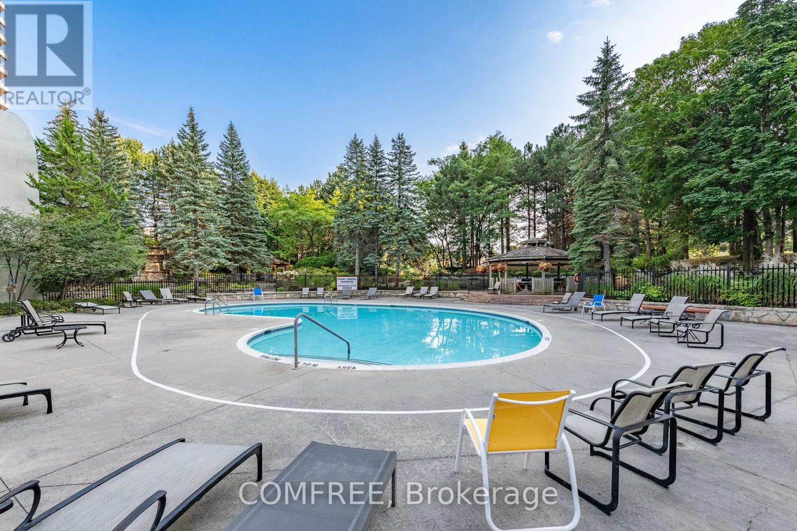 Photo 26 of 2303 1510 Riverside Drive, Ottawa ON