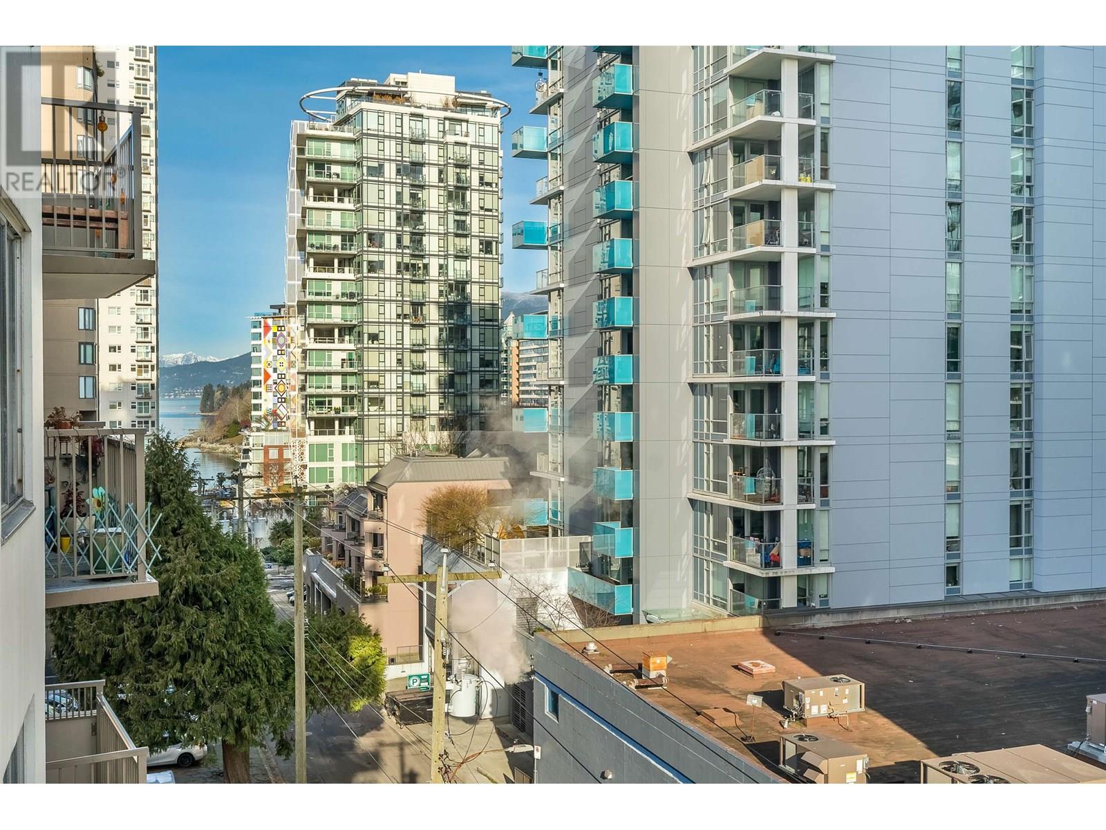 Photo 14 of 605 1251 Cardero Street, Vancouver BC