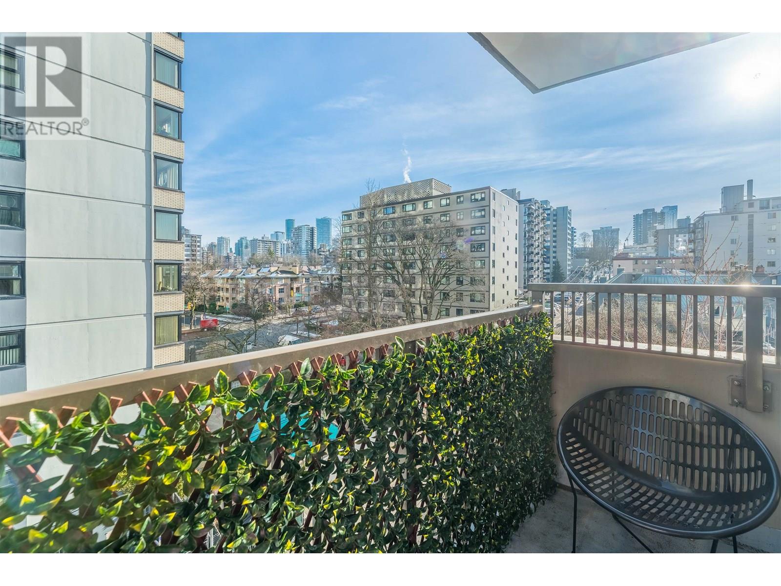 Photo 6 of 605 1251 Cardero Street, Vancouver BC