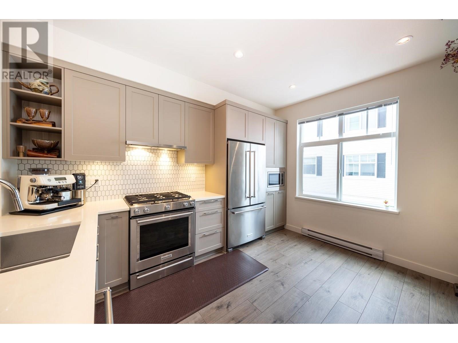 Photo 31 of 140 3565 Baycrest Avenue, Coquitlam BC