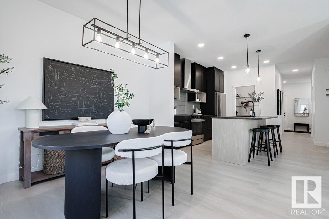 Photo 6 of 2431 194 St Nw, Edmonton AB