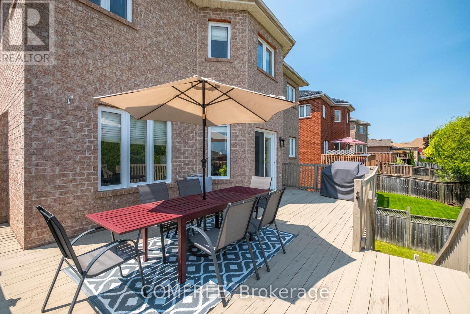 Photo 27 of 31 Metcalfe Drive, Bradford West Gwillimbury ON