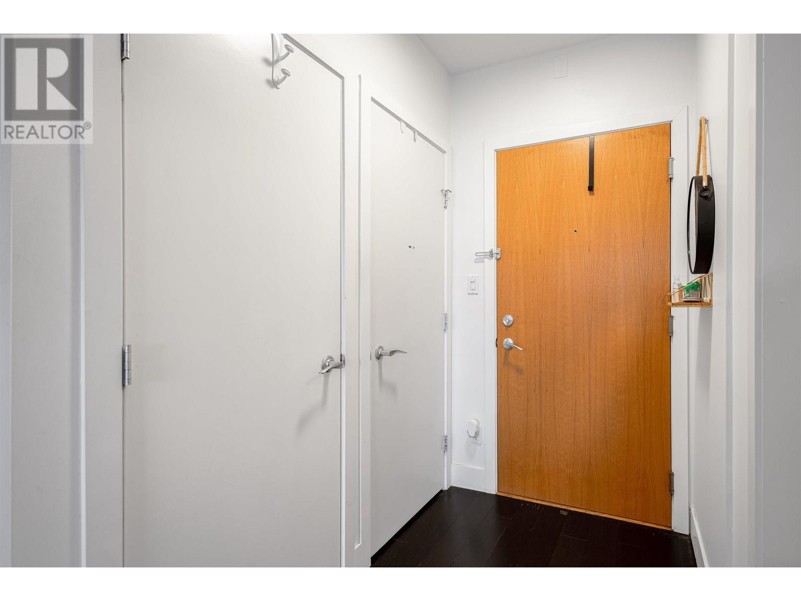 Photo 15 of 611 298 E 11 Th Avenue, Vancouver BC