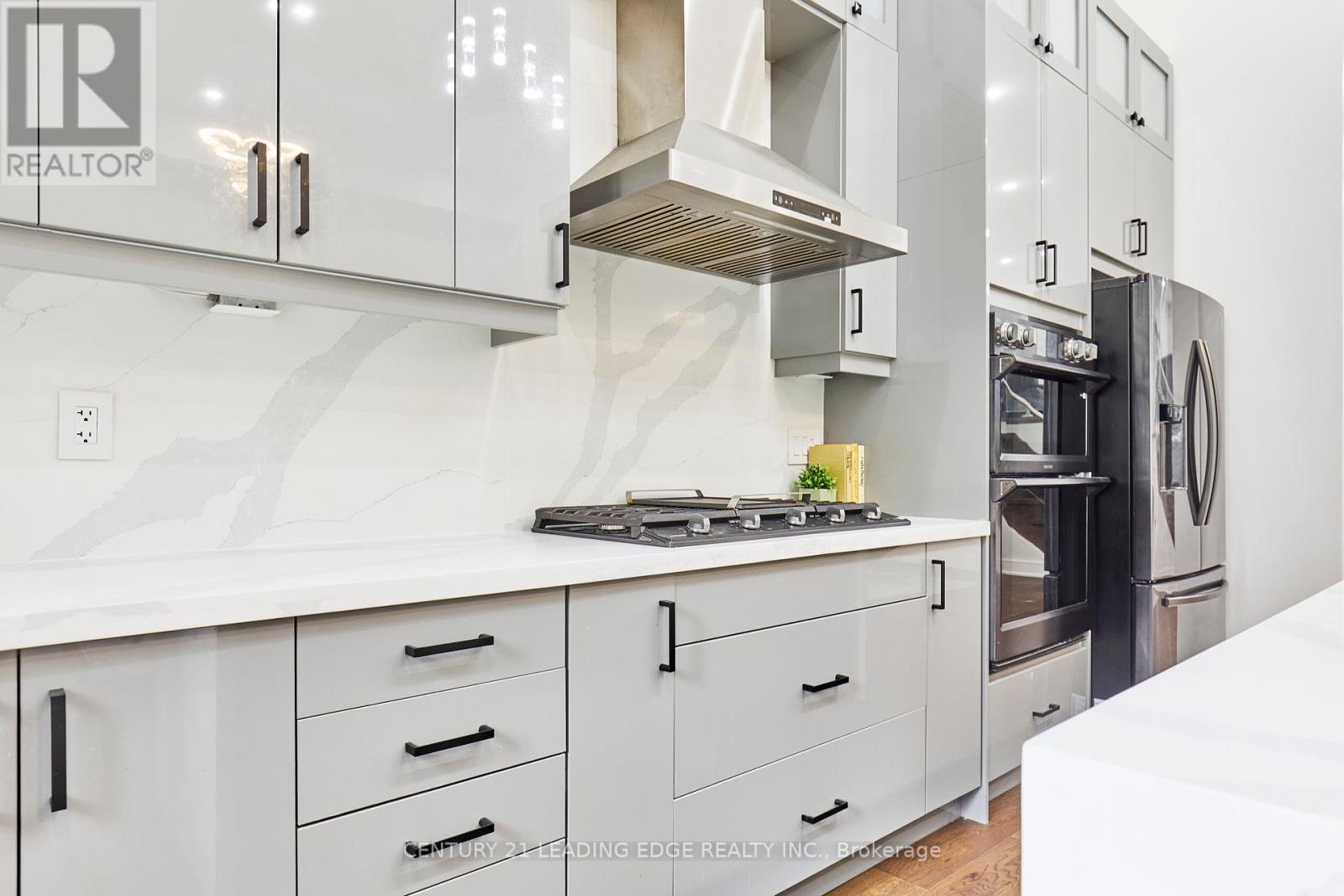 Single Family House for Sale in  A BUTTERWORTH AVENUE Toronto (Oakridge) 
