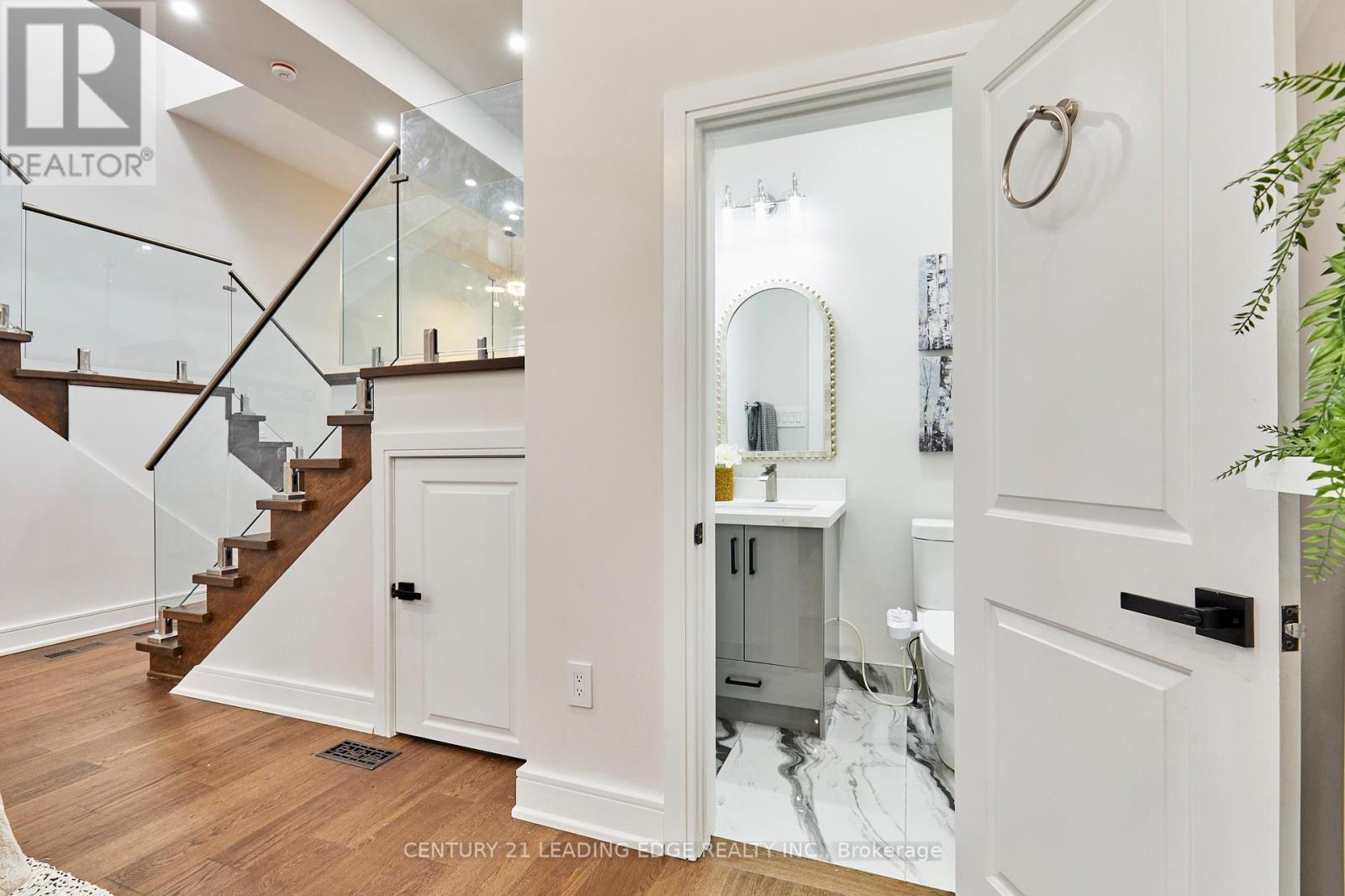 Single Family House for Sale in  A BUTTERWORTH AVENUE Toronto (Oakridge) 