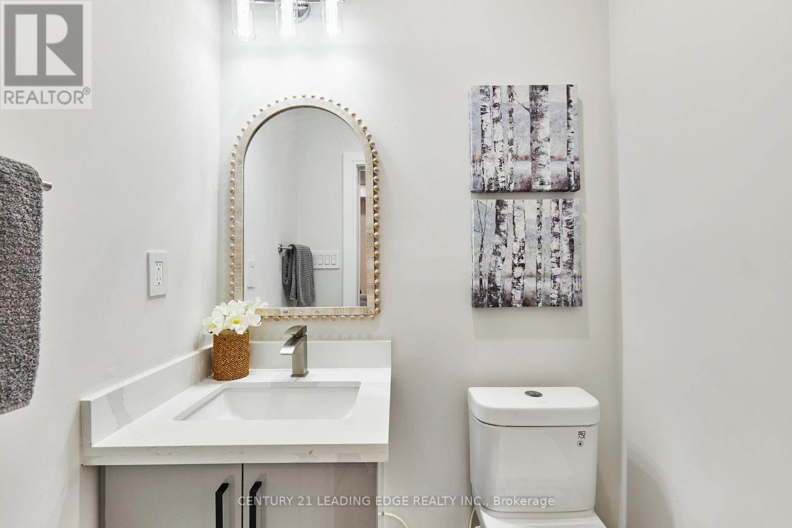 Single Family House for Sale in  A BUTTERWORTH AVENUE Toronto (Oakridge) 