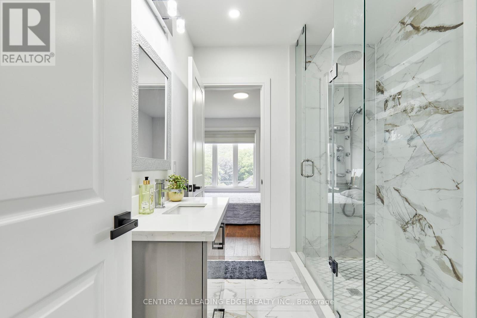 Single Family House for Sale in  A BUTTERWORTH AVENUE Toronto (Oakridge) 