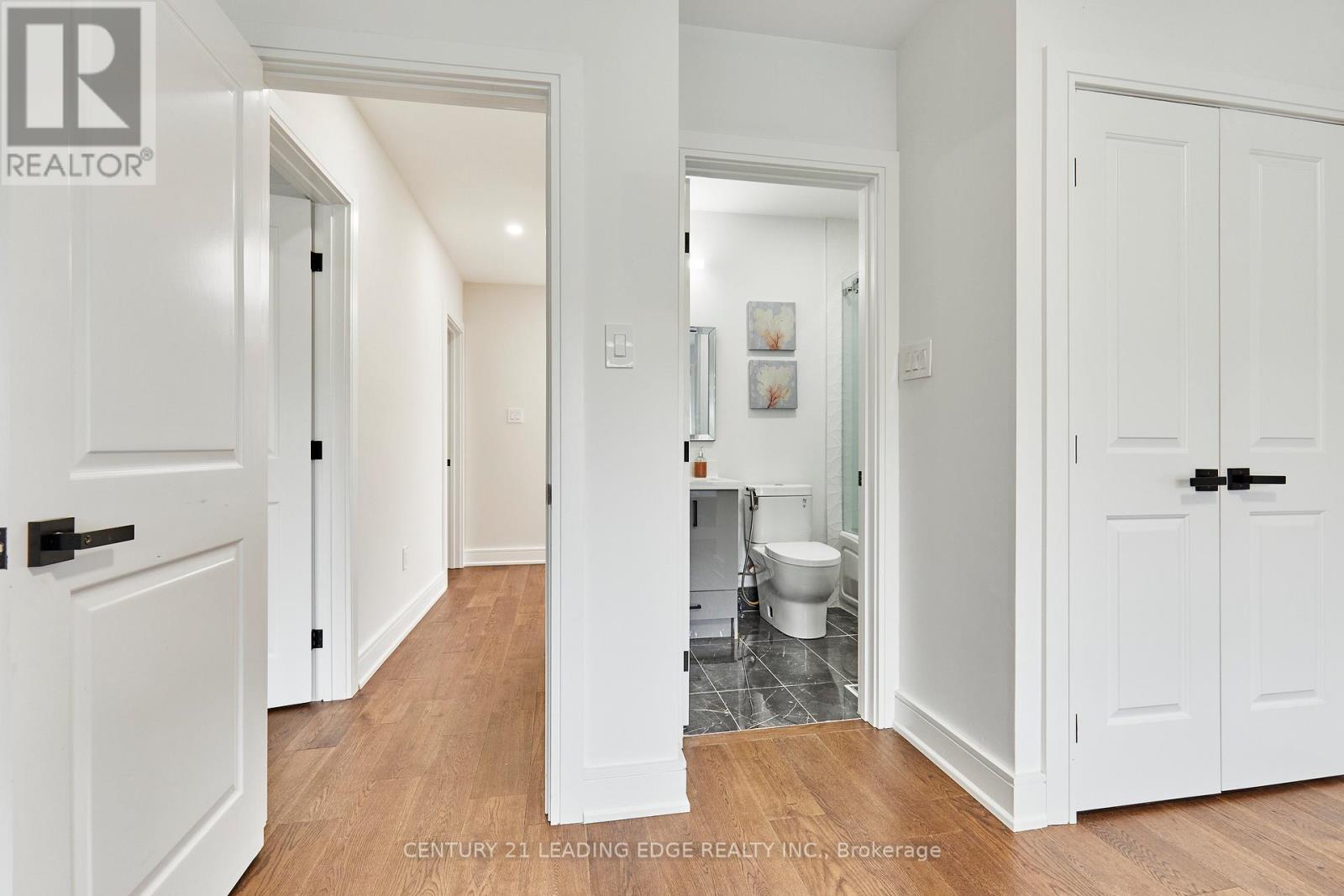 Single Family House for Sale in  A BUTTERWORTH AVENUE Toronto (Oakridge) 