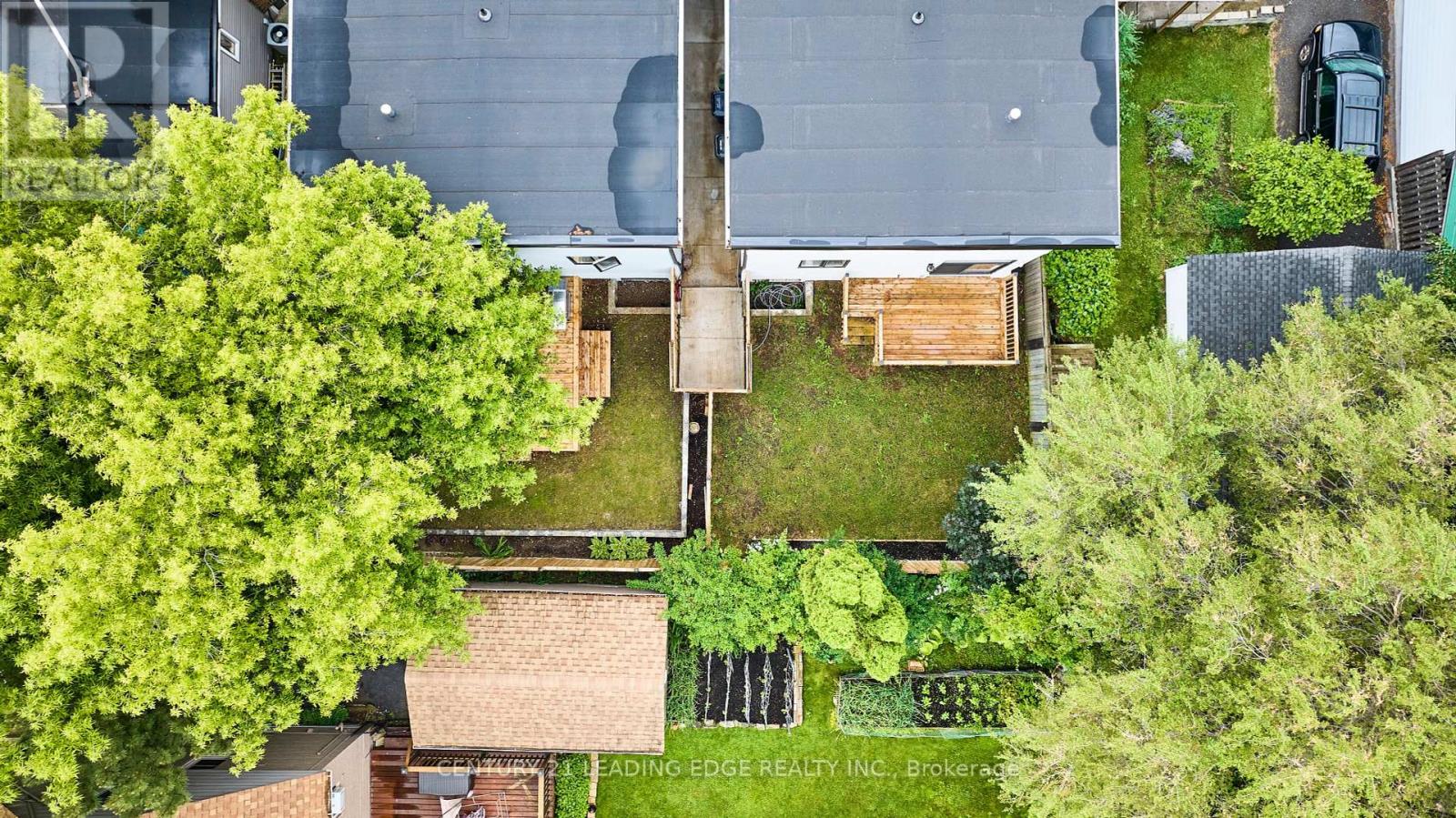 Single Family House for Sale in  A BUTTERWORTH AVENUE Toronto (Oakridge) 