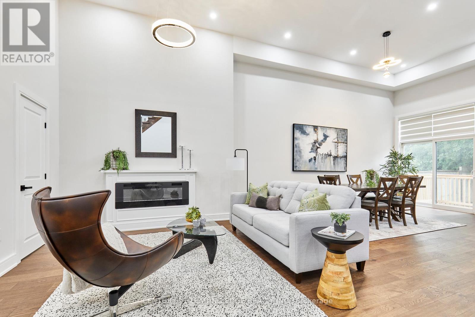 Single Family House for Sale in  A BUTTERWORTH AVENUE Toronto (Oakridge) 