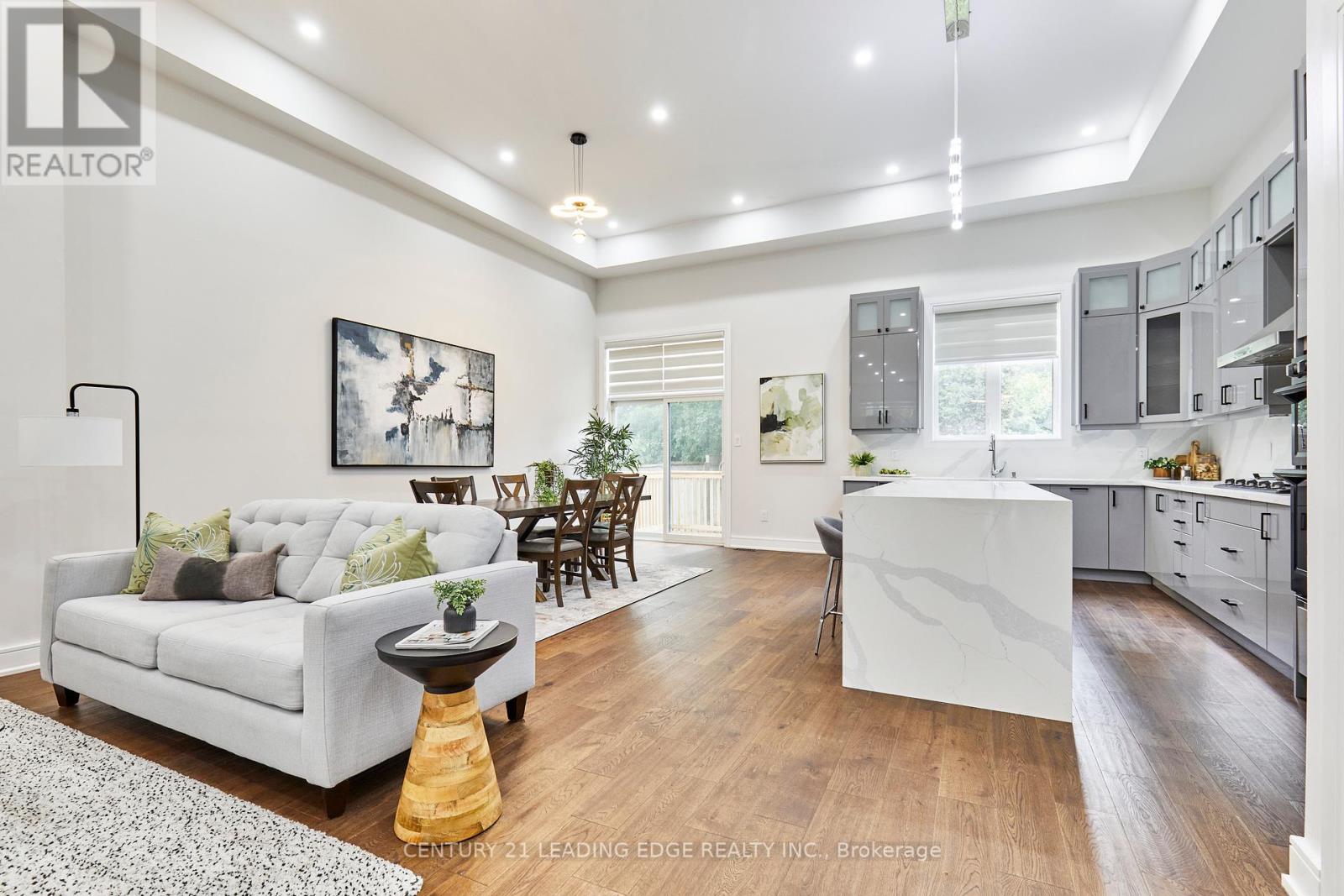 Single Family House for Sale in  A BUTTERWORTH AVENUE Toronto (Oakridge) 