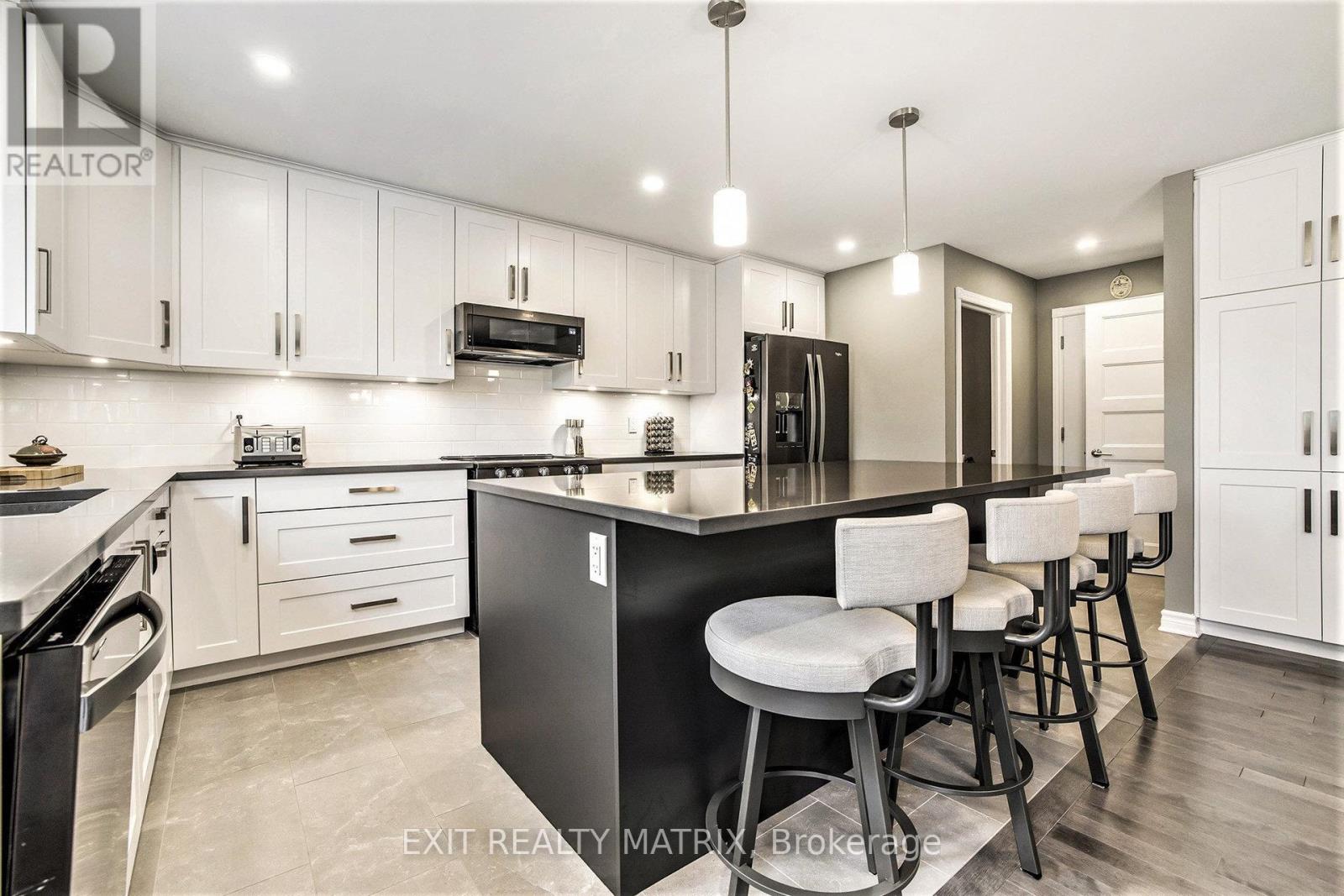 Photo 35 of 3253 Maisonneuve Road, Clarencerockland ON