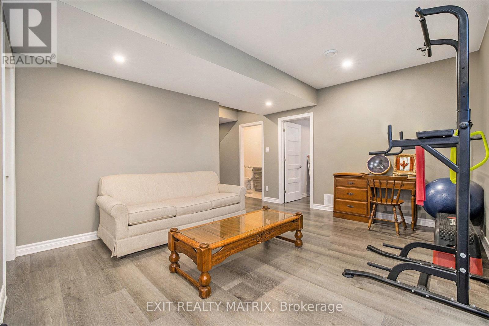 Photo 7 of 3253 Maisonneuve Road, Clarencerockland ON