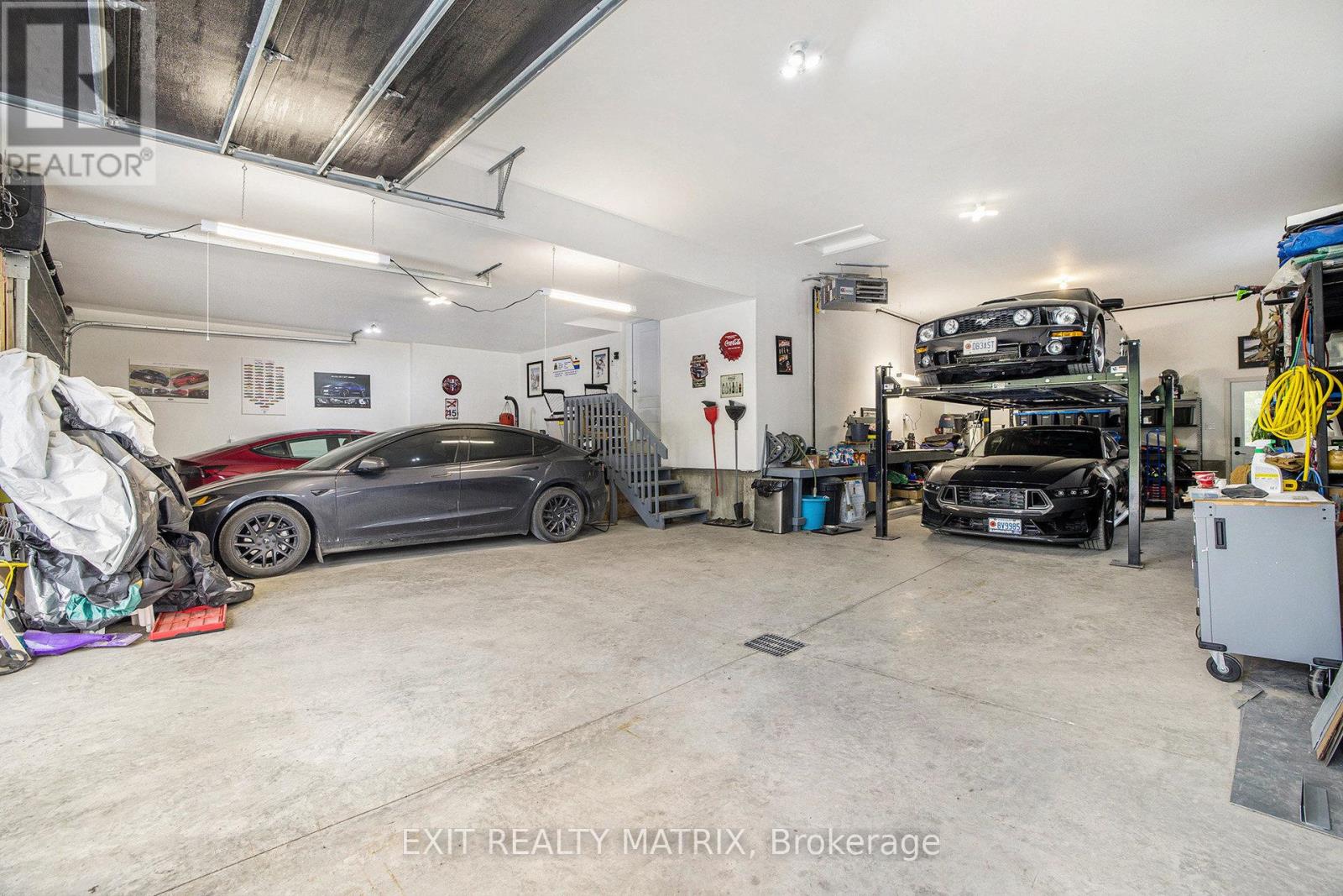 Photo 3 of 3253 Maisonneuve Road, Clarencerockland ON