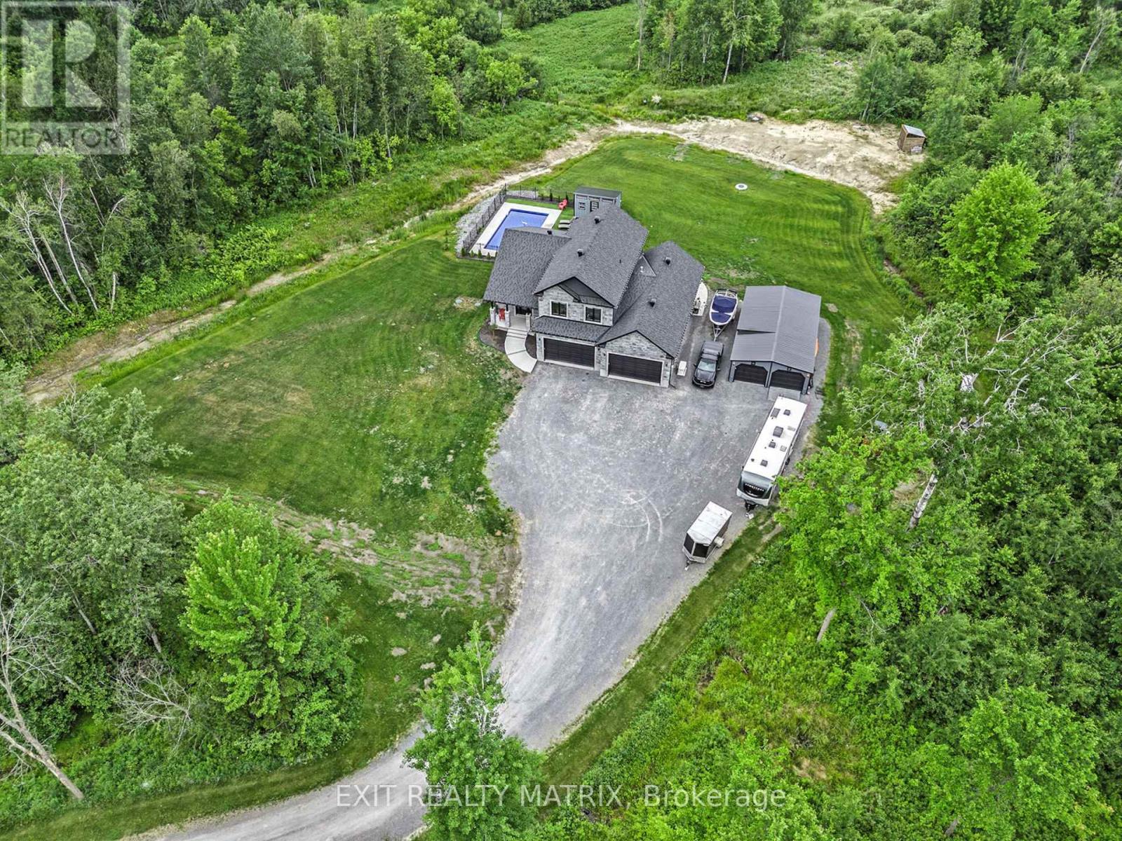 Photo 42 of 3253 Maisonneuve Road, Clarencerockland ON