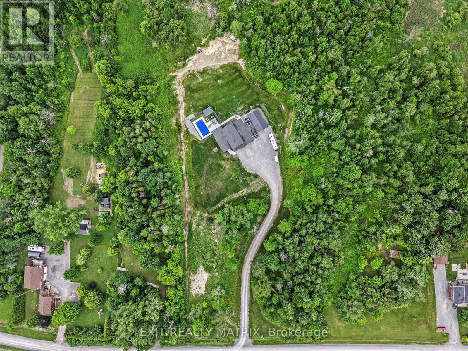Photo 27 of 3253 Maisonneuve Road, Clarencerockland ON