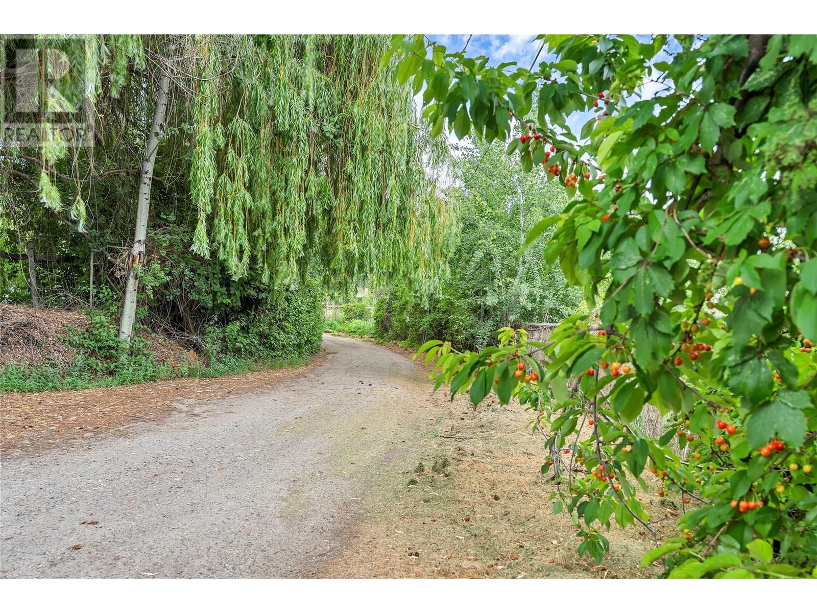 16109 Dale Meadows Road, Summerland