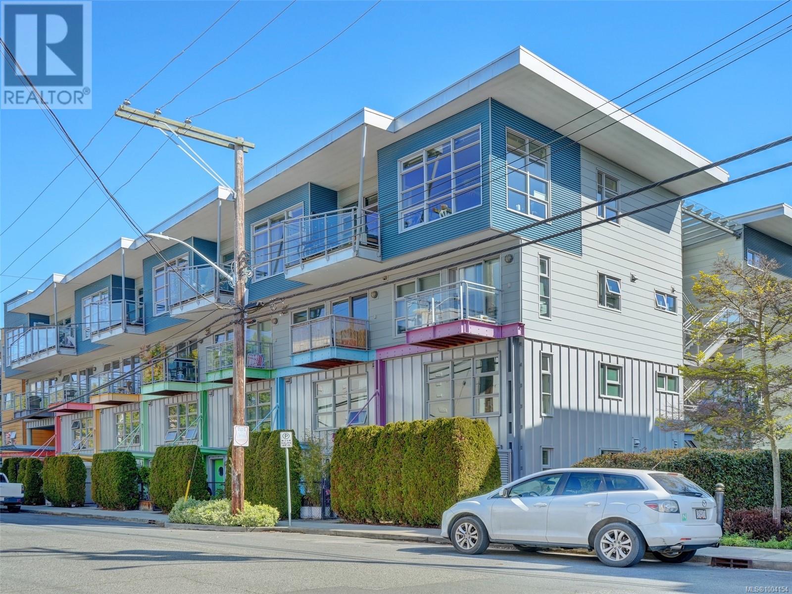 Photo 14 of 108 797 Tyee Rd, Victoria BC