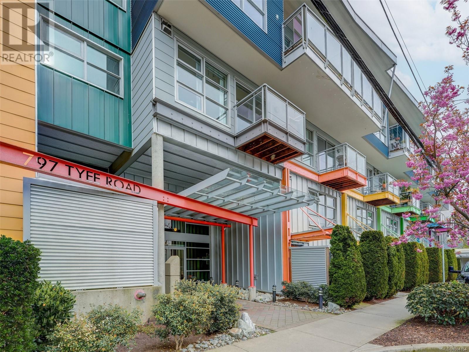 Photo 11 of 108 797 Tyee Rd, Victoria BC