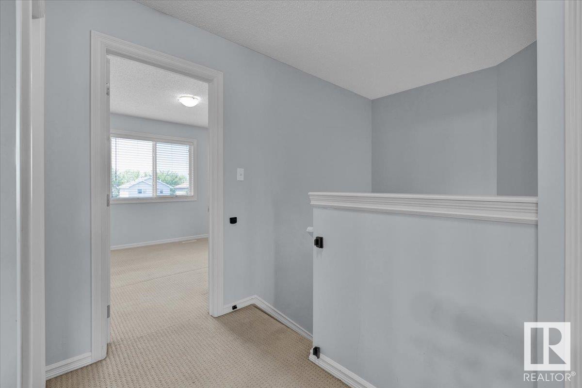 Photo 21 of 8647 173 Av Nw, Edmonton AB