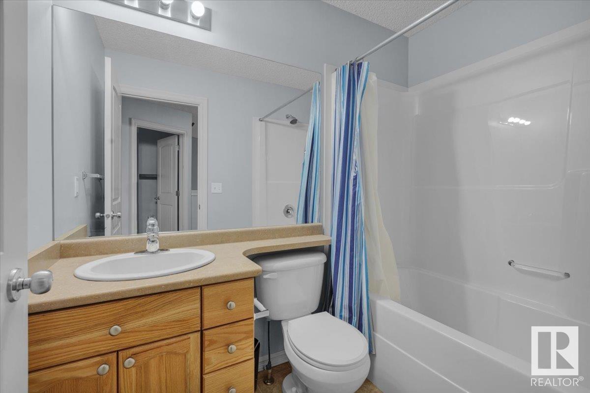 Photo 25 of 8647 173 Av Nw, Edmonton AB
