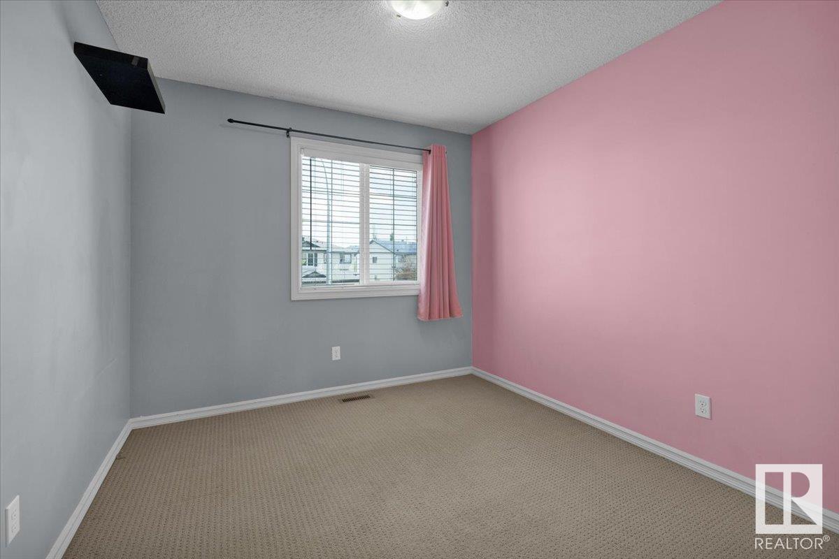 Photo 26 of 8647 173 Av Nw, Edmonton AB