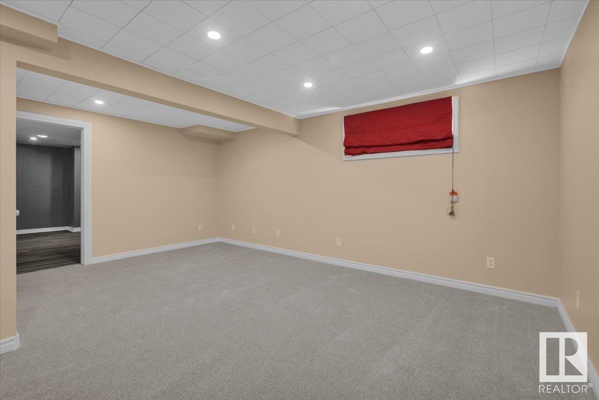 Photo 34 of 8647 173 Av Nw, Edmonton AB