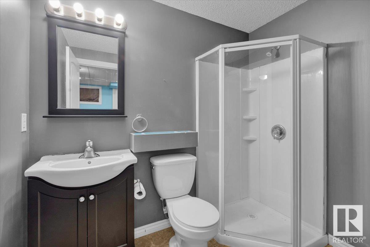 Photo 38 of 8647 173 Av Nw, Edmonton AB