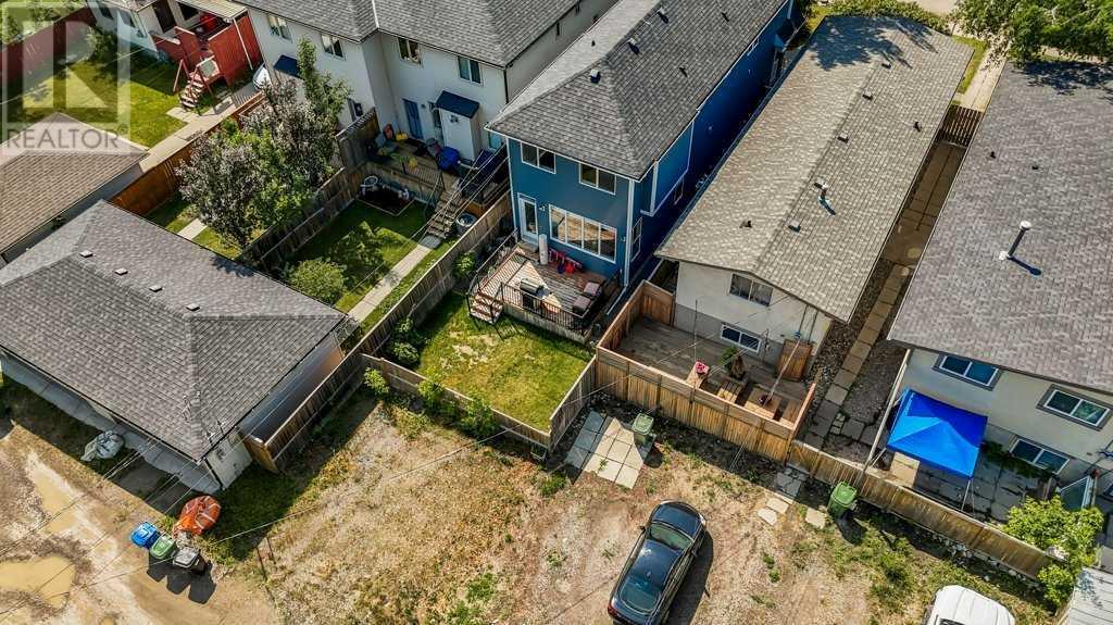 Photo 31 of 7418 36 Avenue Nw, Calgary AB