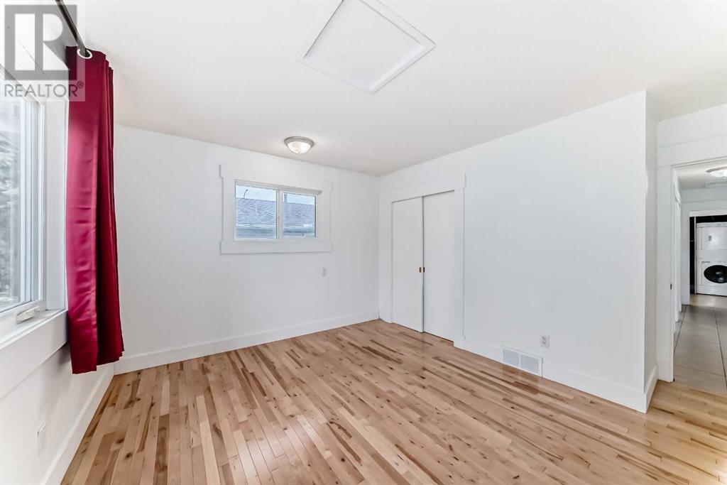 Single Family House Bungalow for Sale in  Bracebridge Crescent SW Braeside Calgary 