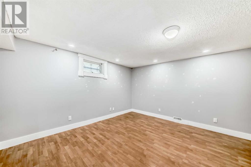 Single Family House Bungalow for Sale in  Bracebridge Crescent SW Braeside Calgary 