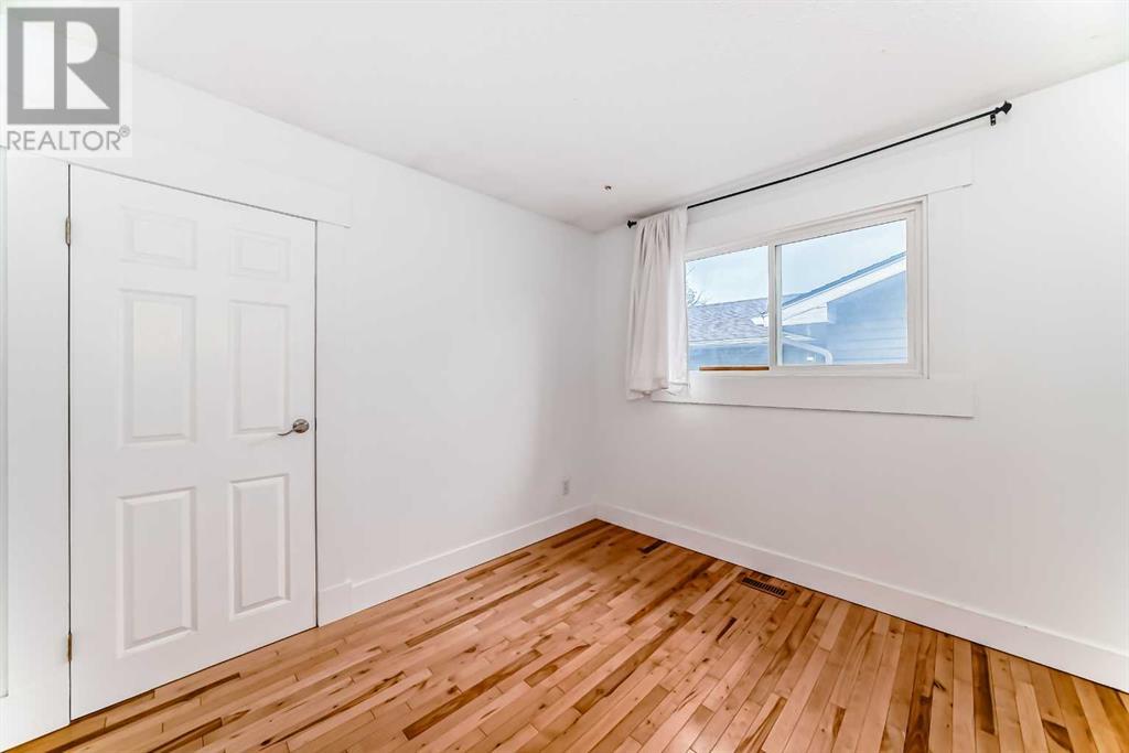 Single Family House Bungalow for Sale in  Bracebridge Crescent SW Braeside Calgary 