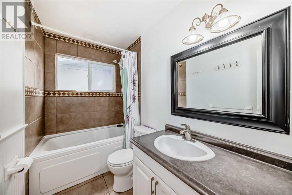Single Family House Bungalow for Sale in  Bracebridge Crescent SW Braeside Calgary 