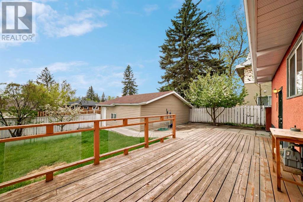 Single Family House Bungalow for Sale in  Bracebridge Crescent SW Braeside Calgary 