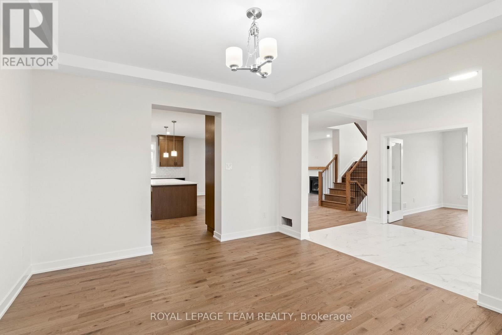Photo 21 of 71 Hogan Drive, Mcnab Braeside ON