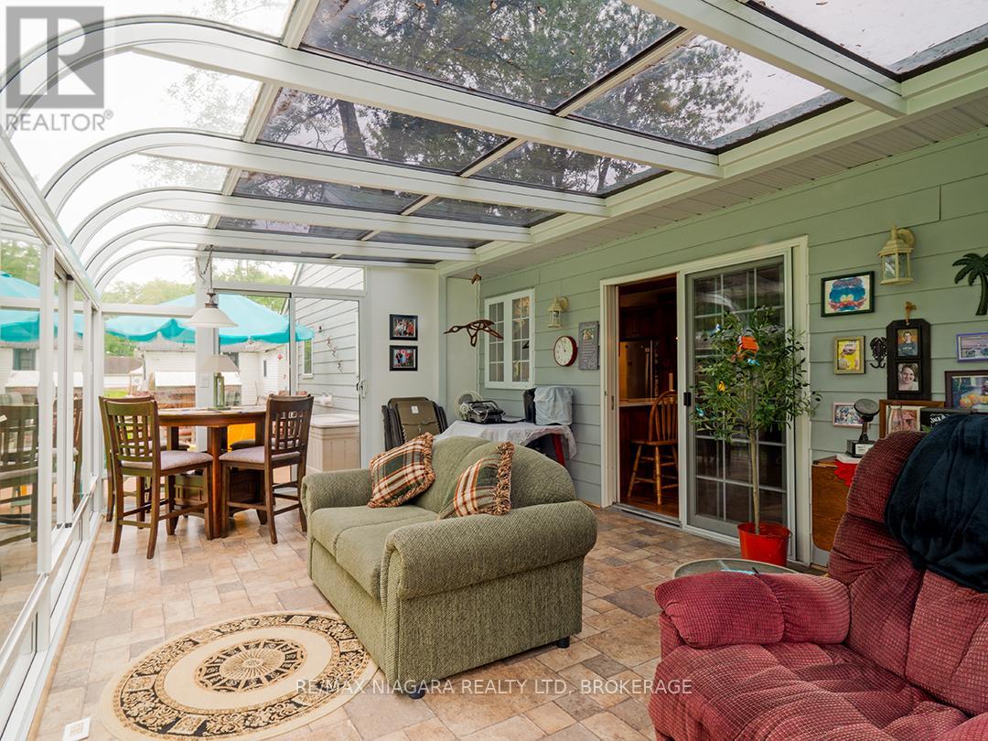 Photo 25 of 633 Wyldewood Road, Port Colborne ON