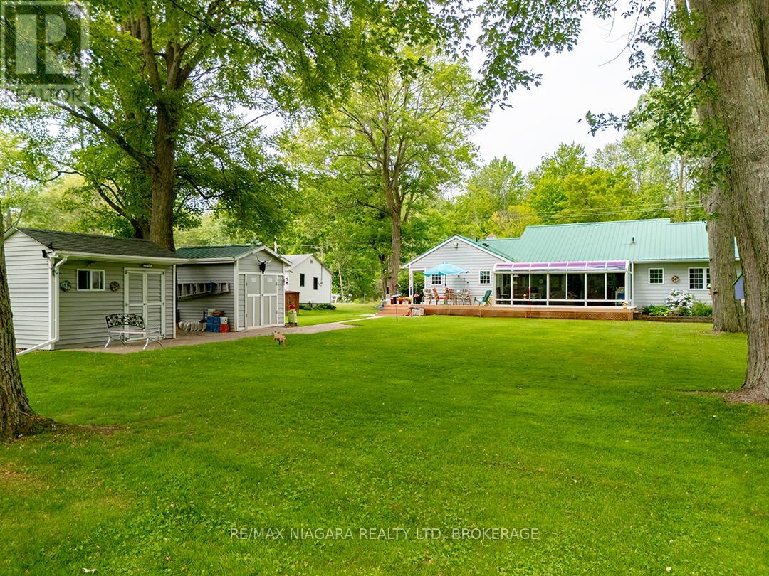 Photo 2 of 633 Wyldewood Road, Port Colborne ON