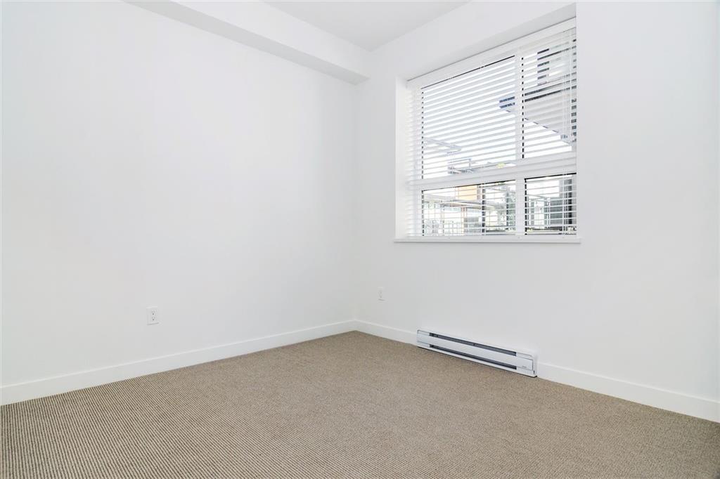 Photo 10 of 216 20829 77 A Avenue, Langley BC