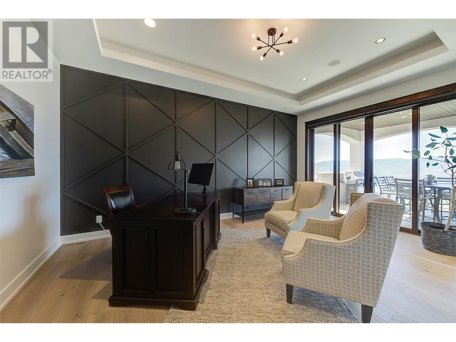 716 Kuipers Crescent, Kelowna