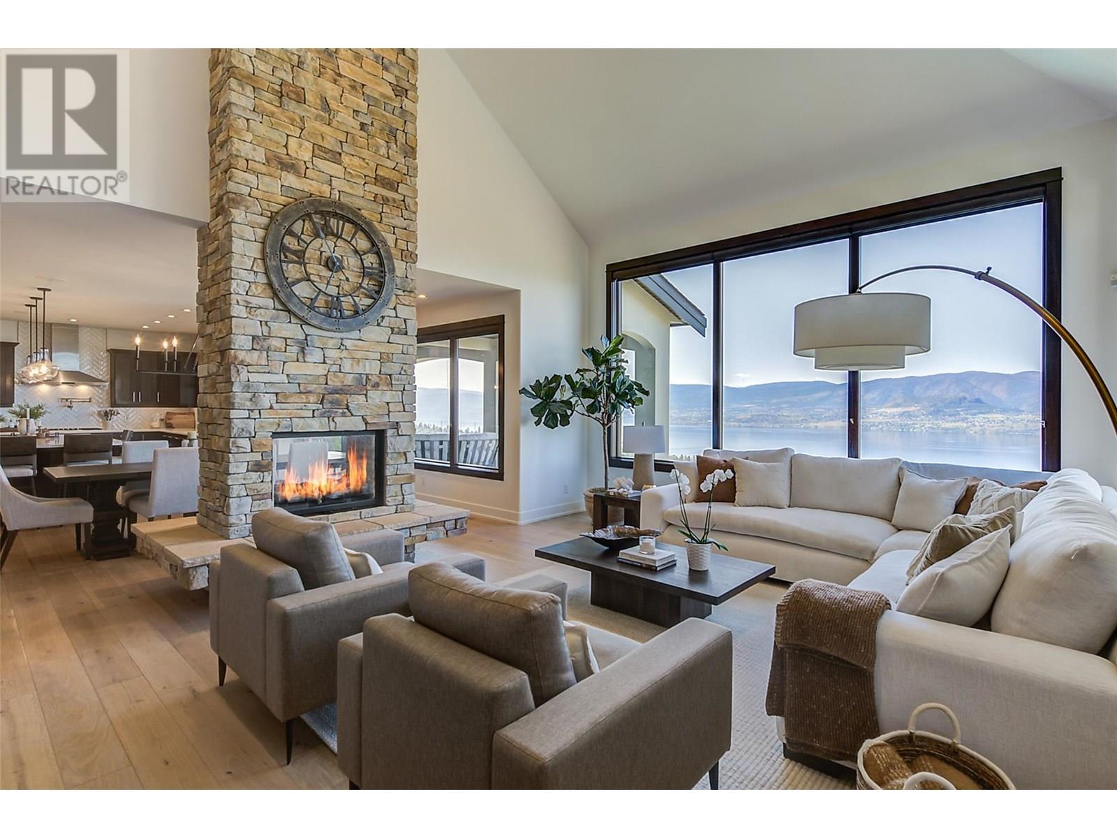 716 Kuipers Crescent, Kelowna