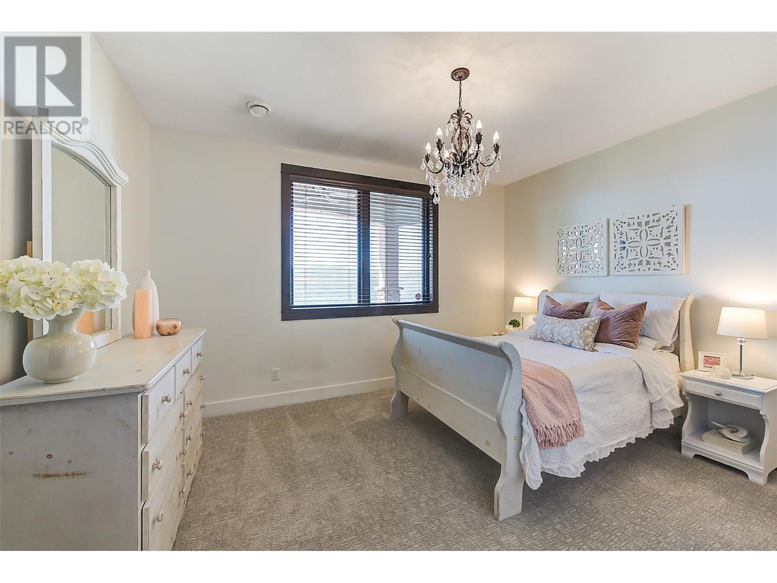 716 Kuipers Crescent, Kelowna