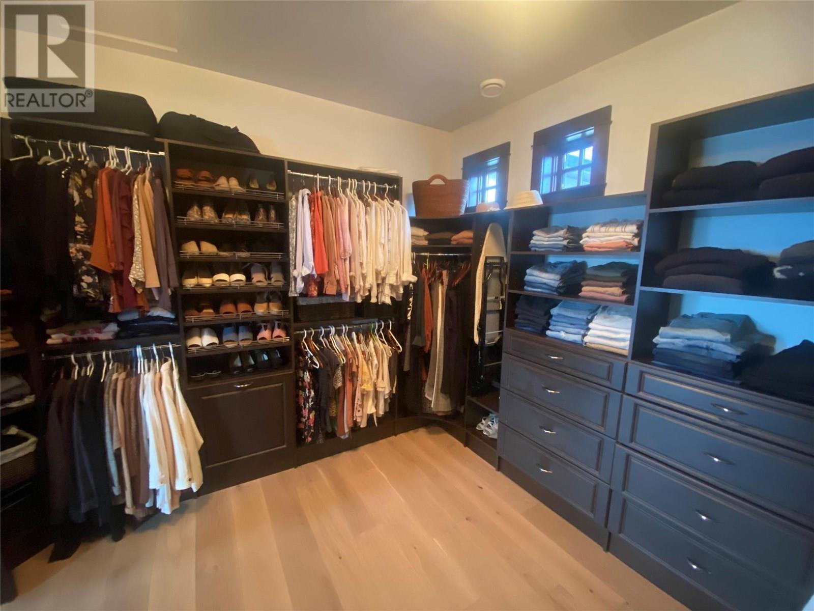 716 Kuipers Crescent, Kelowna