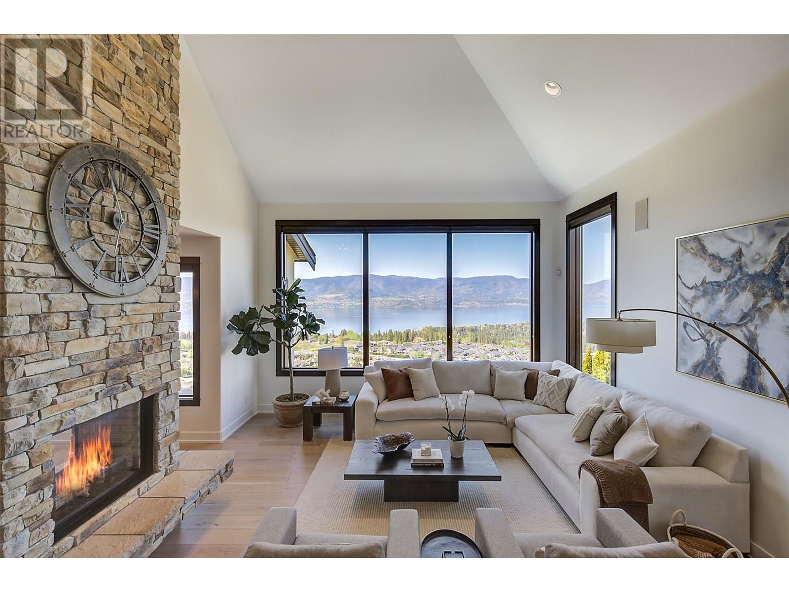 716 Kuipers Crescent, Kelowna