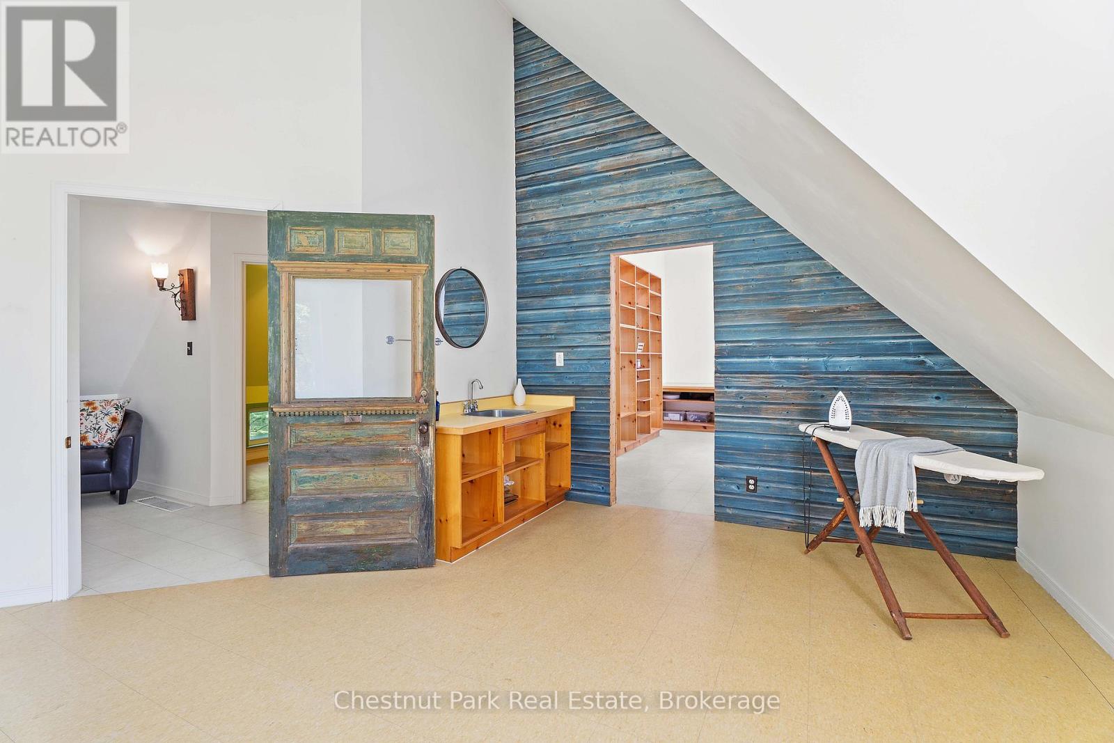 Photo 31 of 1 5 Barrie Street, Sundridge ON