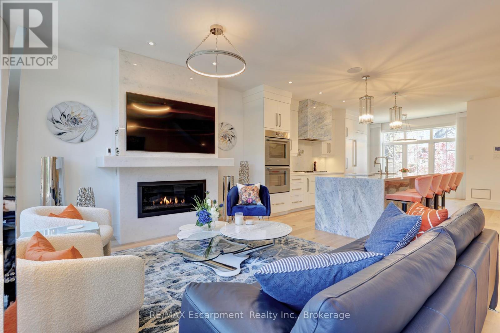 Photo 25 of 4 2134 New Street, Burlington ON