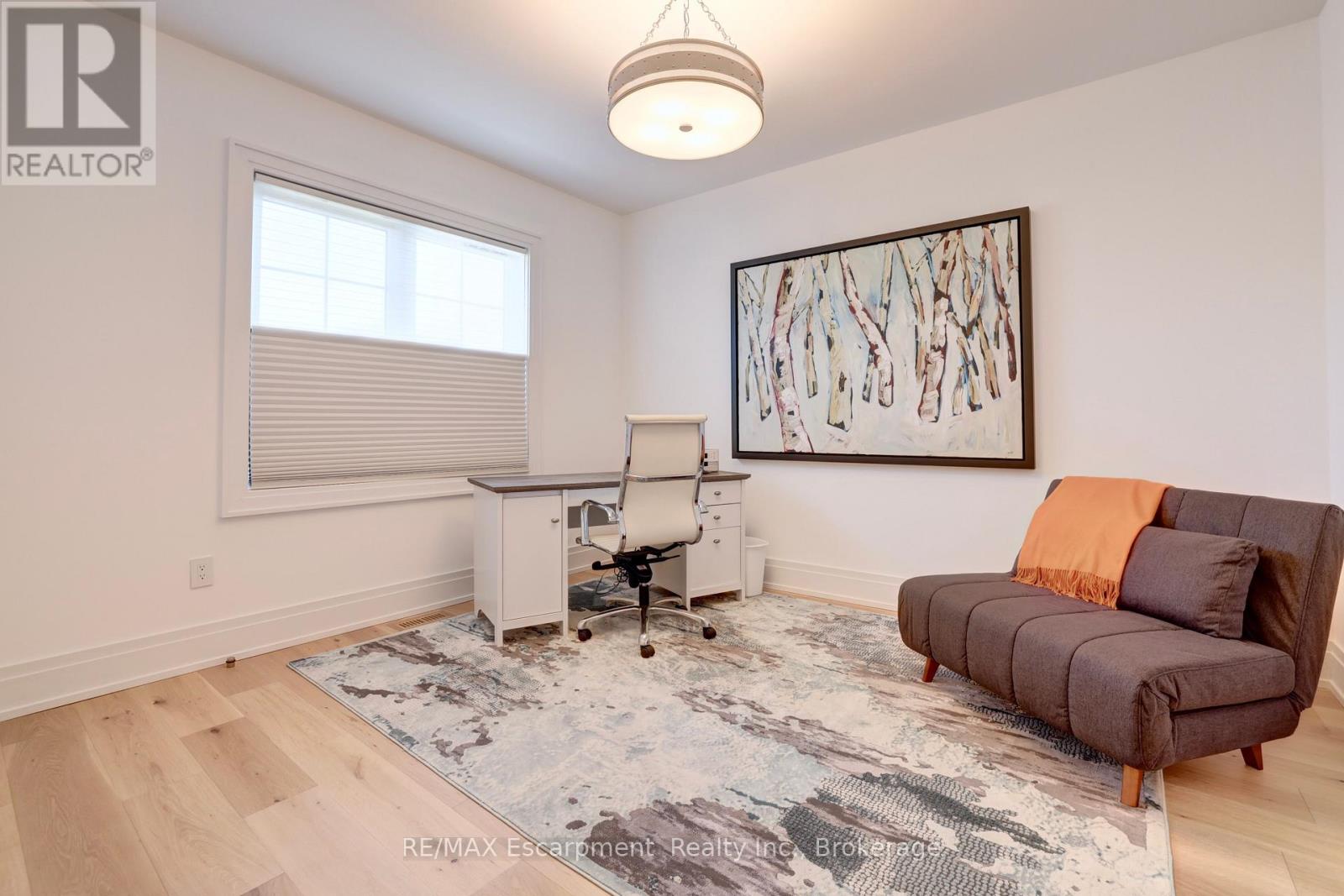 Photo 27 of 4 2134 New Street, Burlington ON