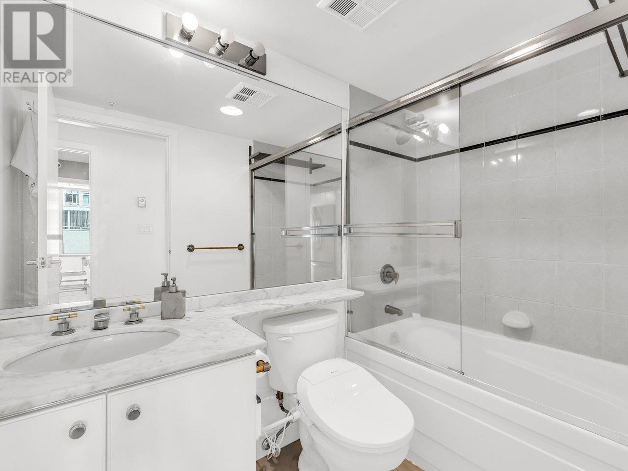 Photo 18 of 910 1500 Hornby Street, Vancouver BC