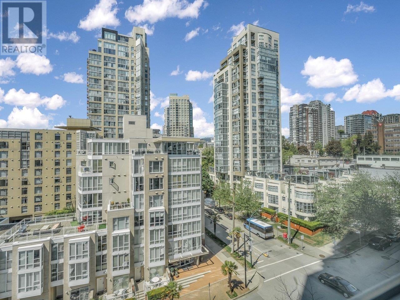 Photo 3 of 910 1500 Hornby Street, Vancouver BC