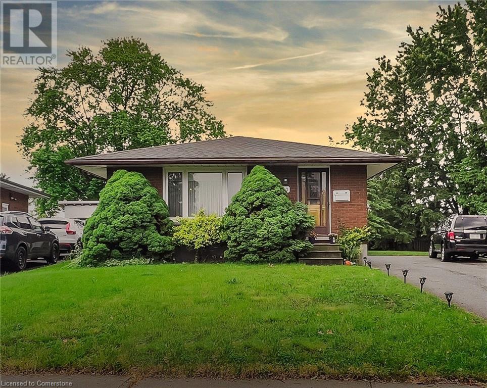 Photo 39 of 30 Blueridge Crescent, Brantford ON